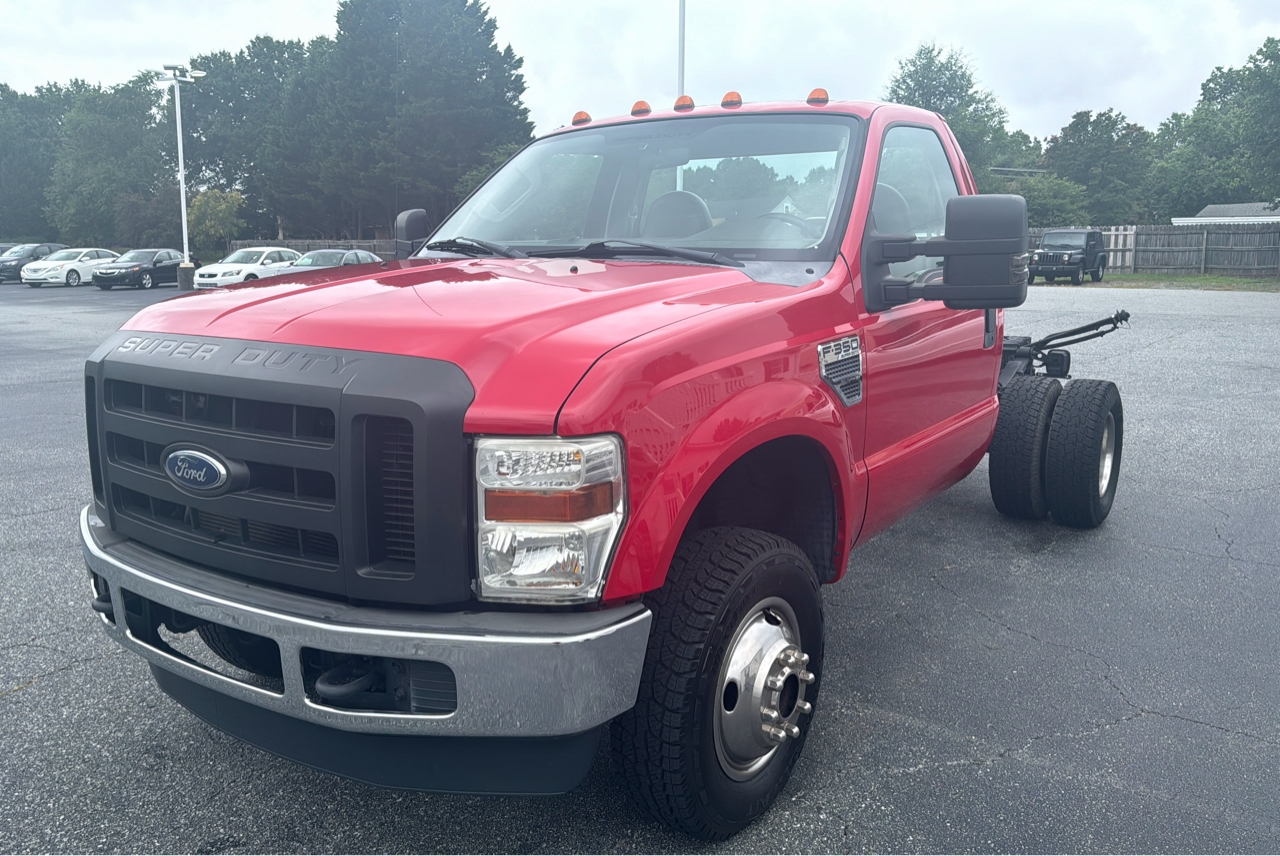 2008 Ford F-350 photo 2