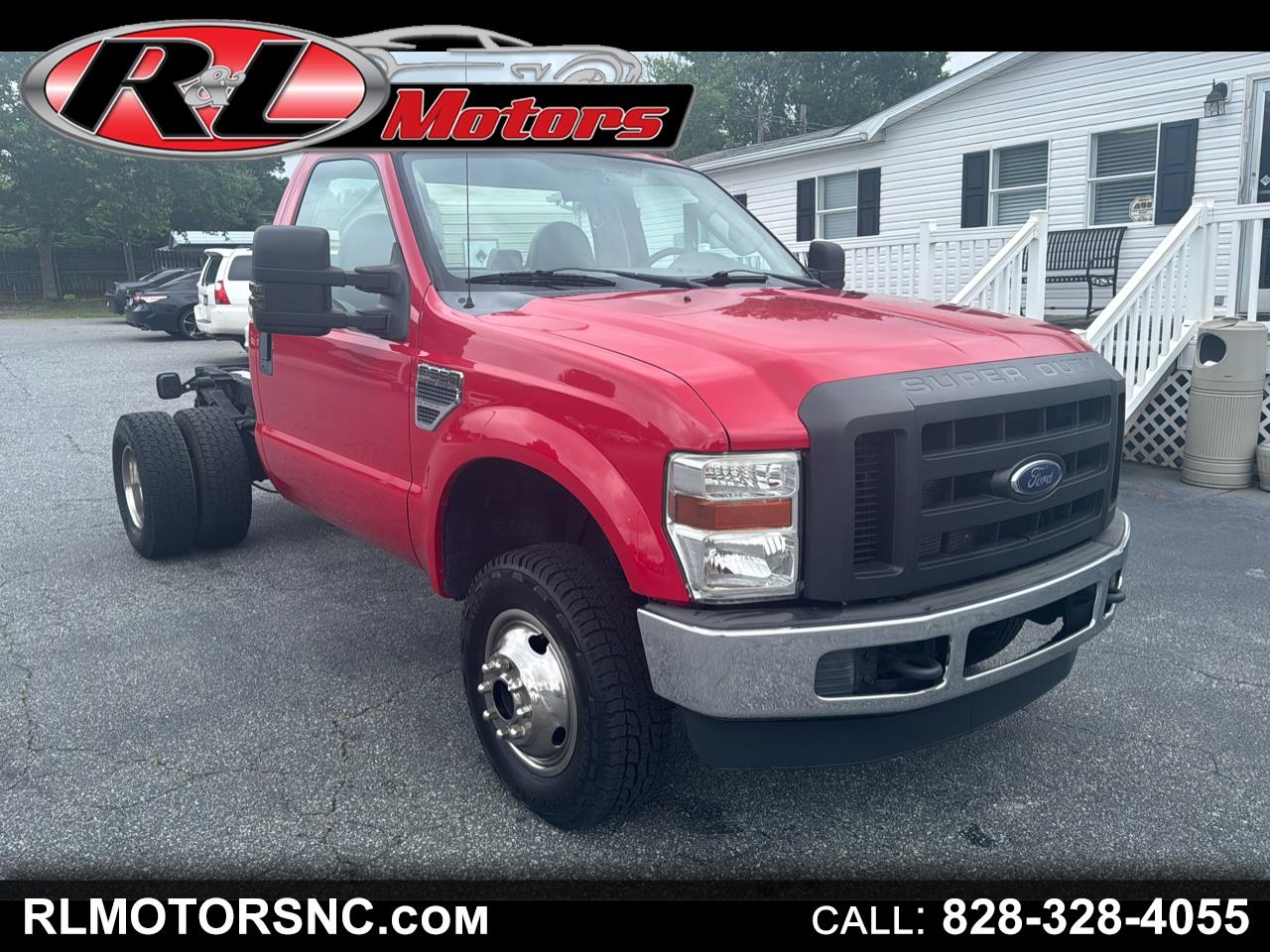 2008 Ford F-350 Super Duty Chassis Cab XL's photo