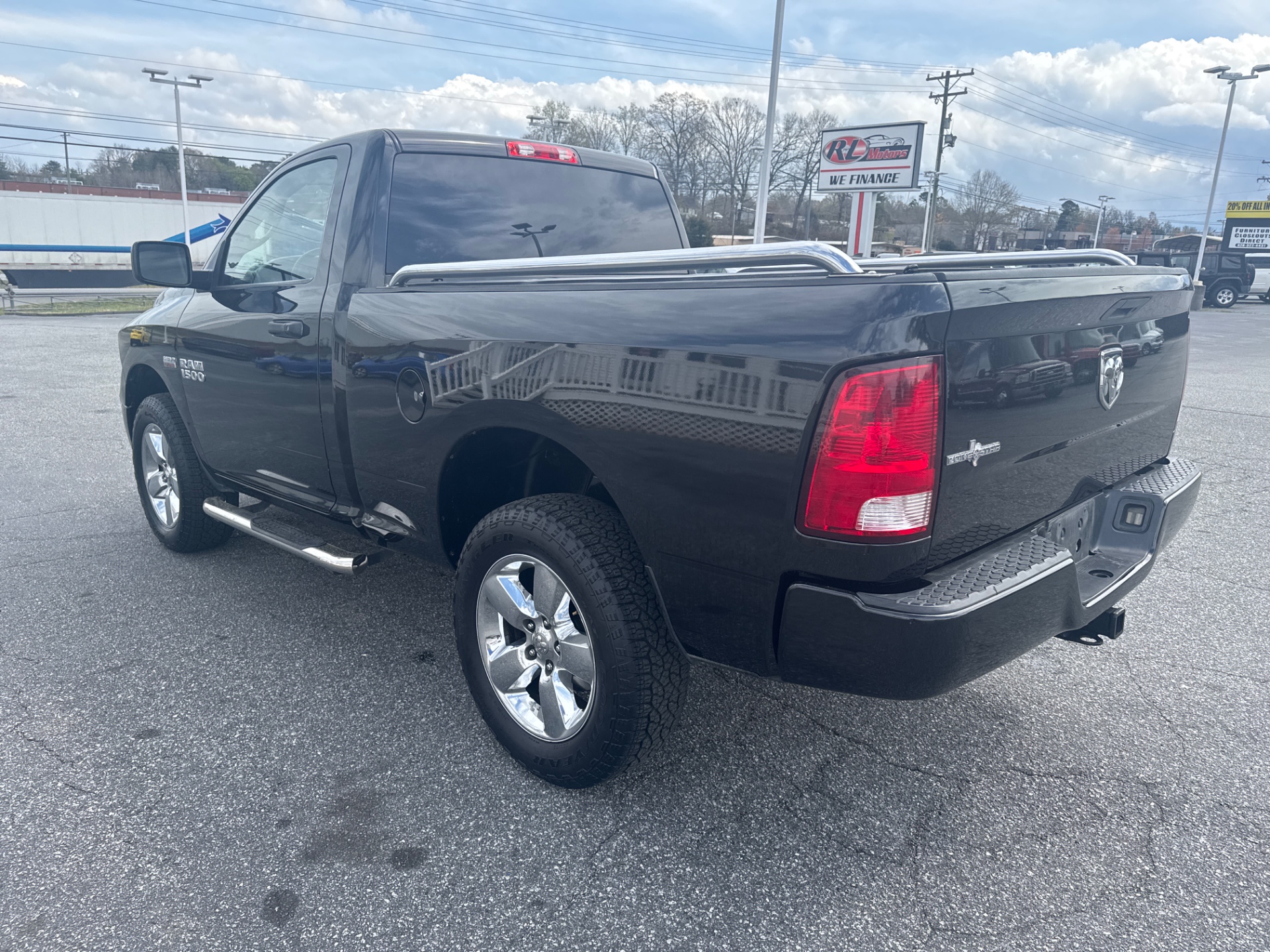 2016 Ram 1500 Tradesman photo 3