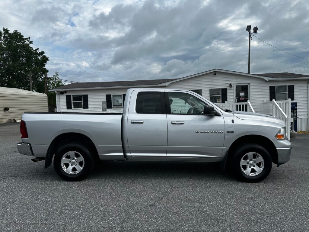 2011 RAM 1500 SLT