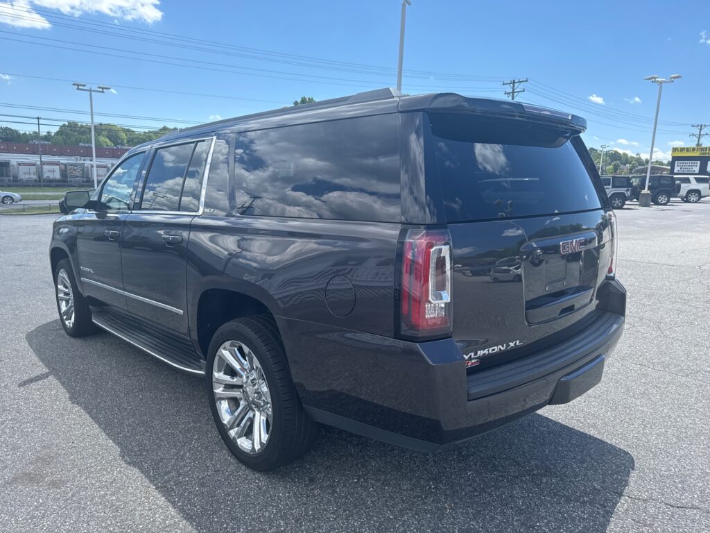 2017 GMC YUKON XL SLT