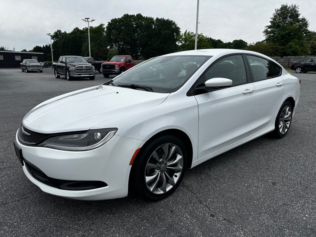 2015 CHRYSLER 200 S