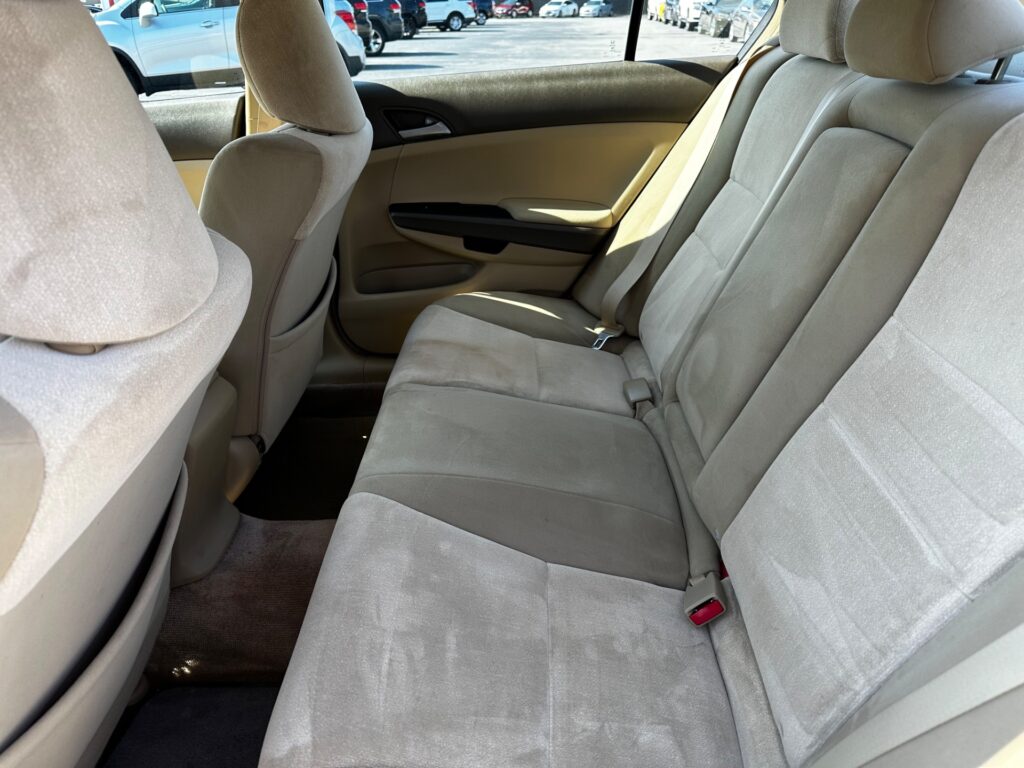 2009 HONDA ACCORD SDN LX-P