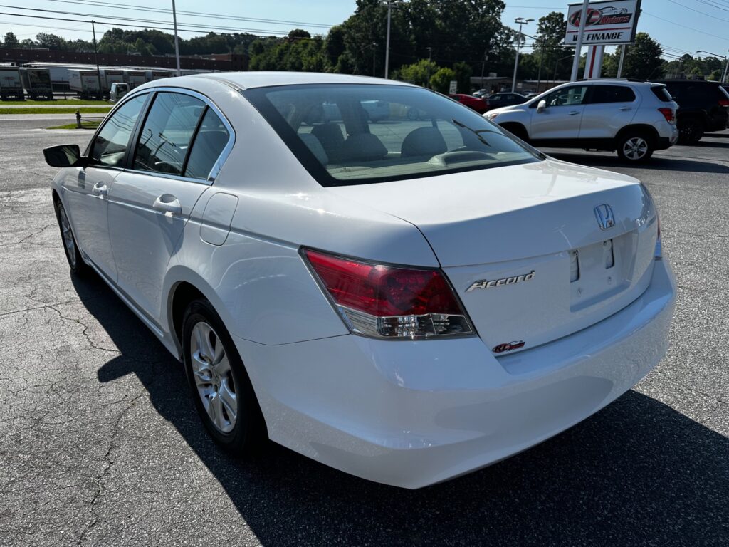 2009 HONDA ACCORD SDN LX-P
