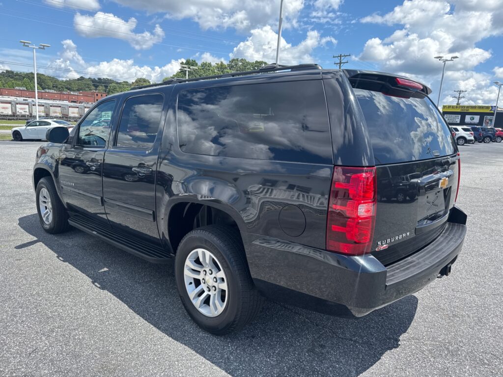 2012 CHEVROLET SUBURBAN LS