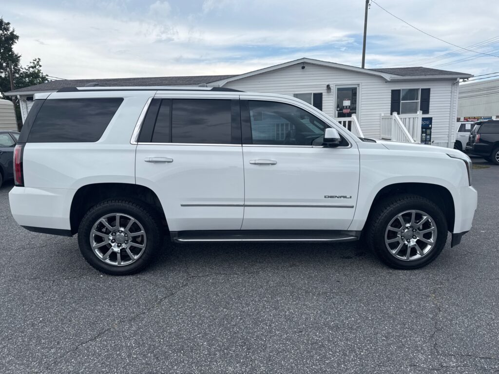 2016 GMC YUKON DENALI