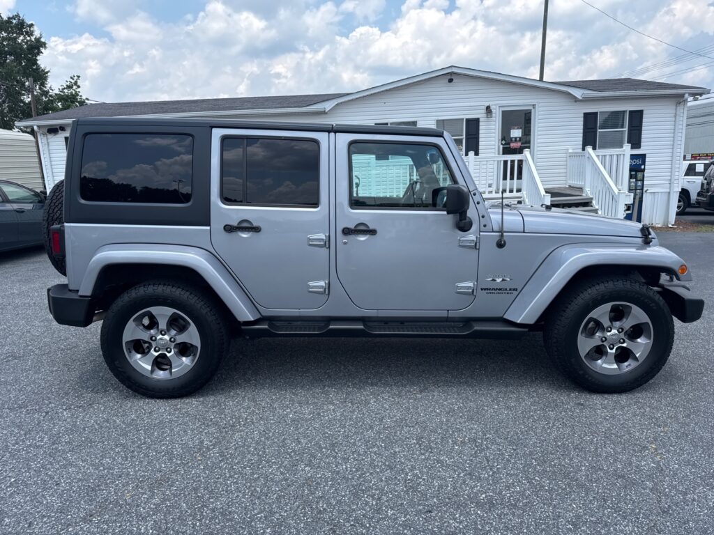 2016 JEEP WRANGLER UNLIMITED SAHARA