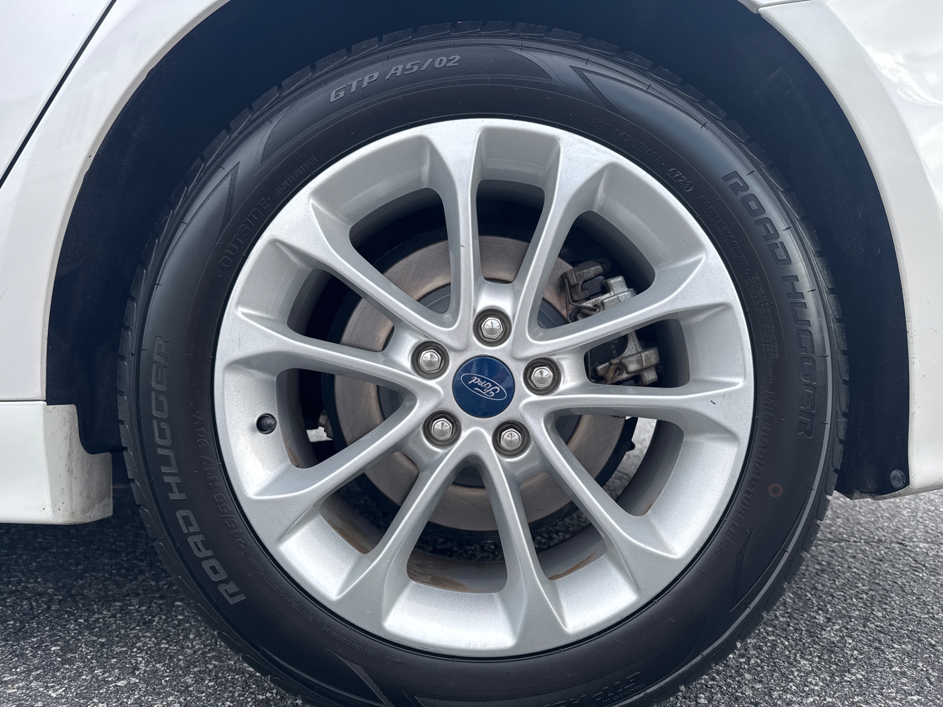 2019 Ford Fusion SE photo 8