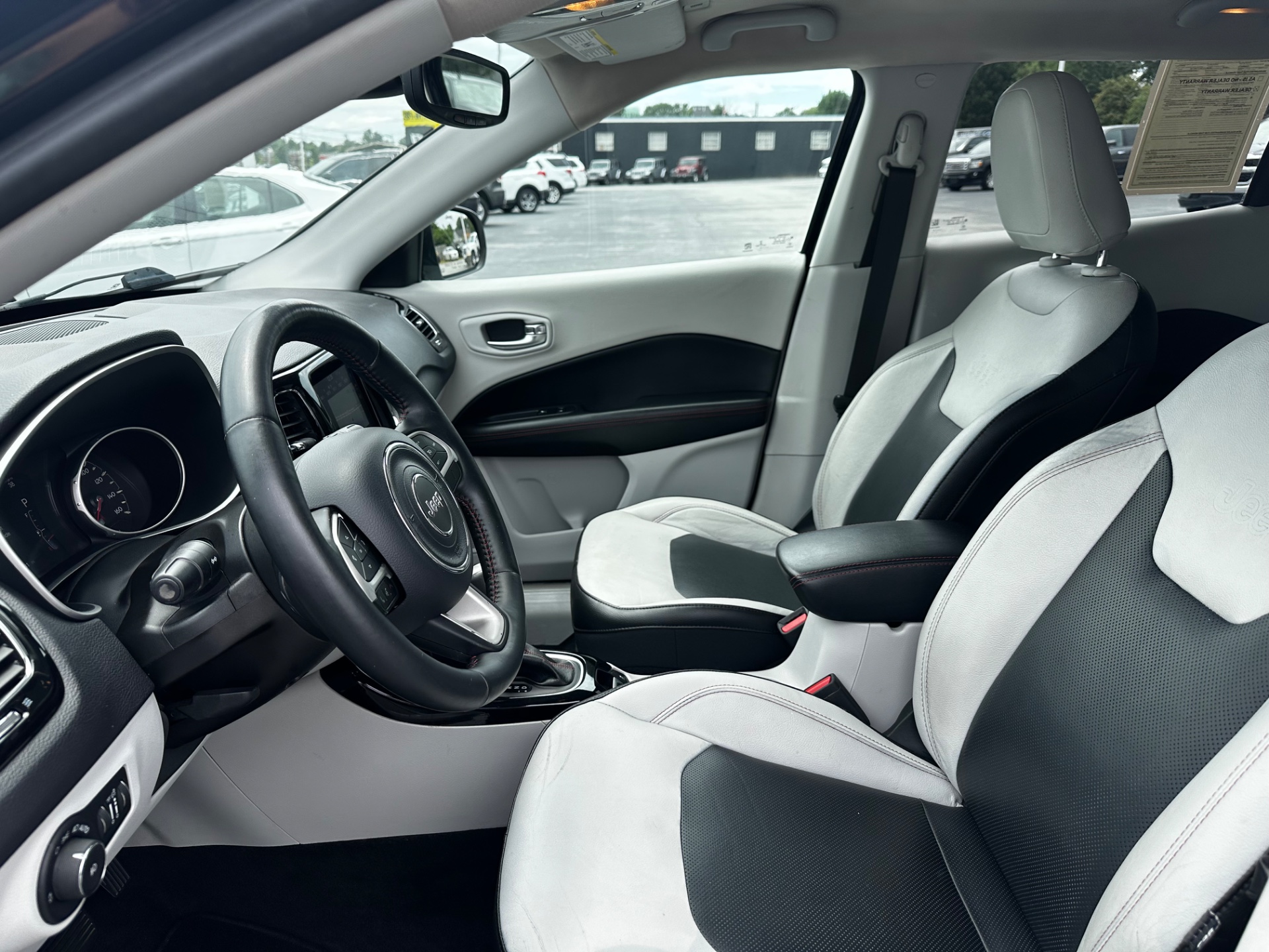 2018 Jeep Compass Limited photo 6