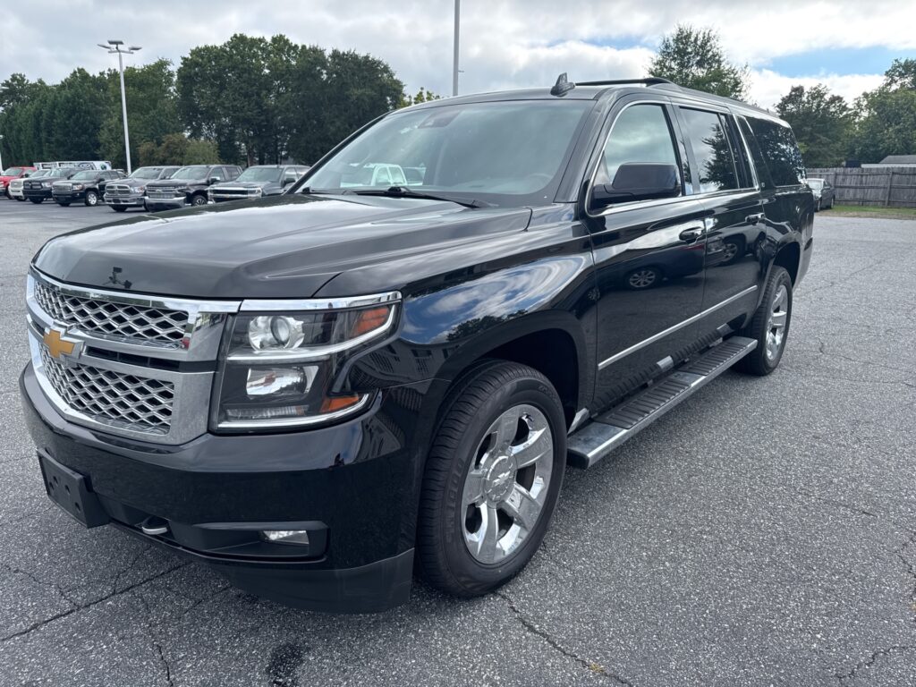 2017 CHEVROLET SUBURBAN LT