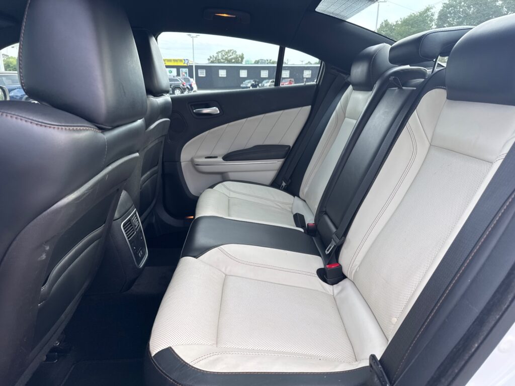 2015 DODGE CHARGER SXT