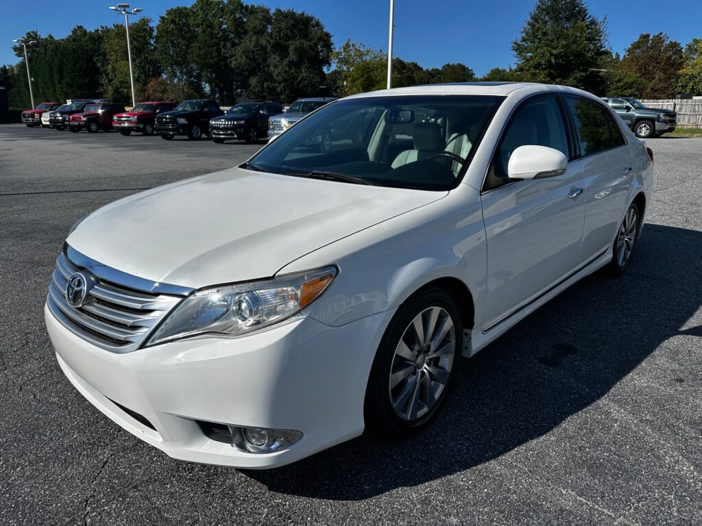 2011 TOYOTA AVALON LIMITED