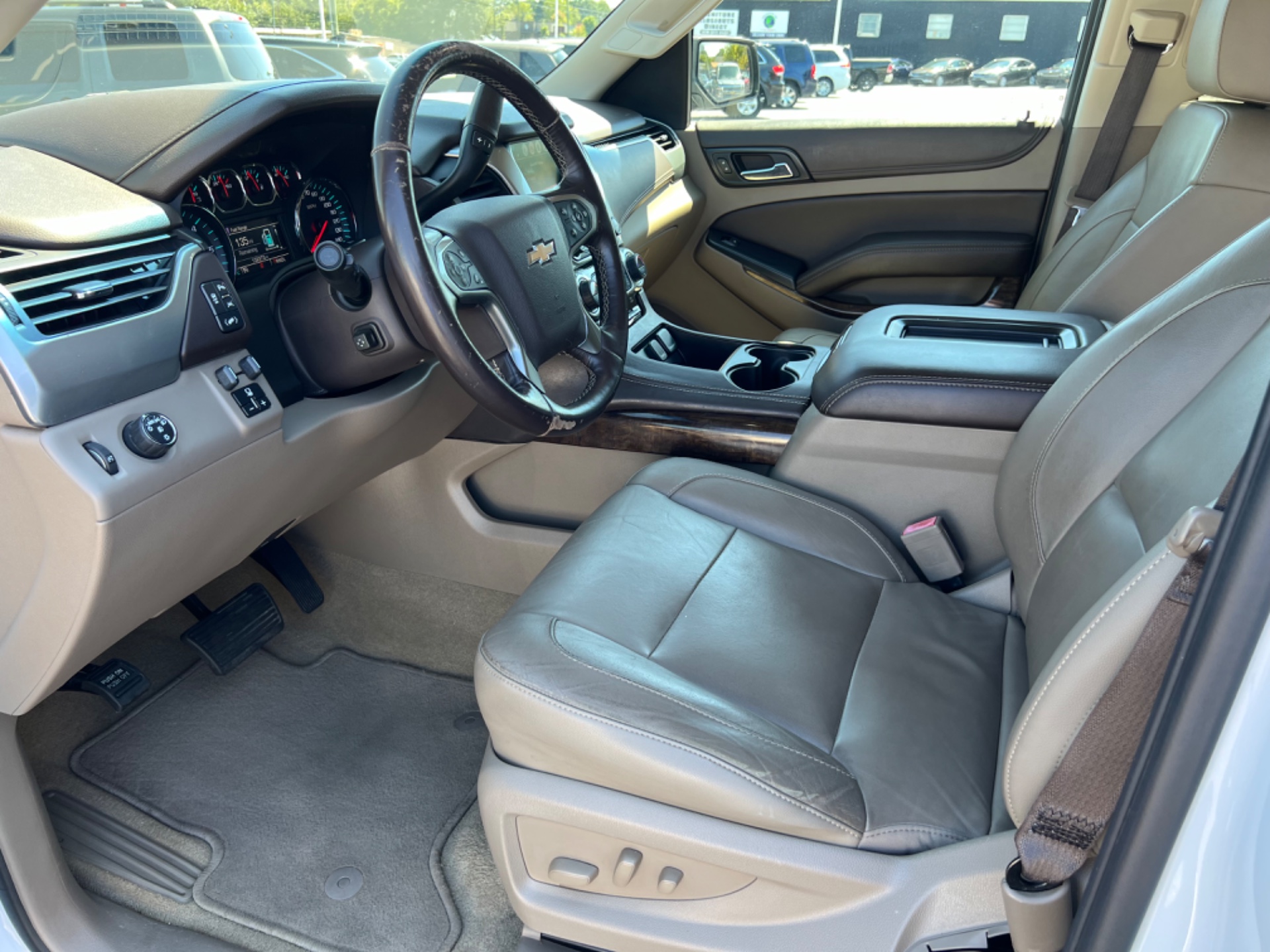2018 Chevrolet Tahoe LT photo 5