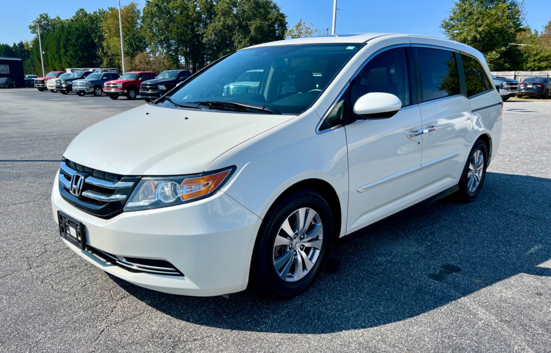 2015 Honda Odyssey EX-L photo 2