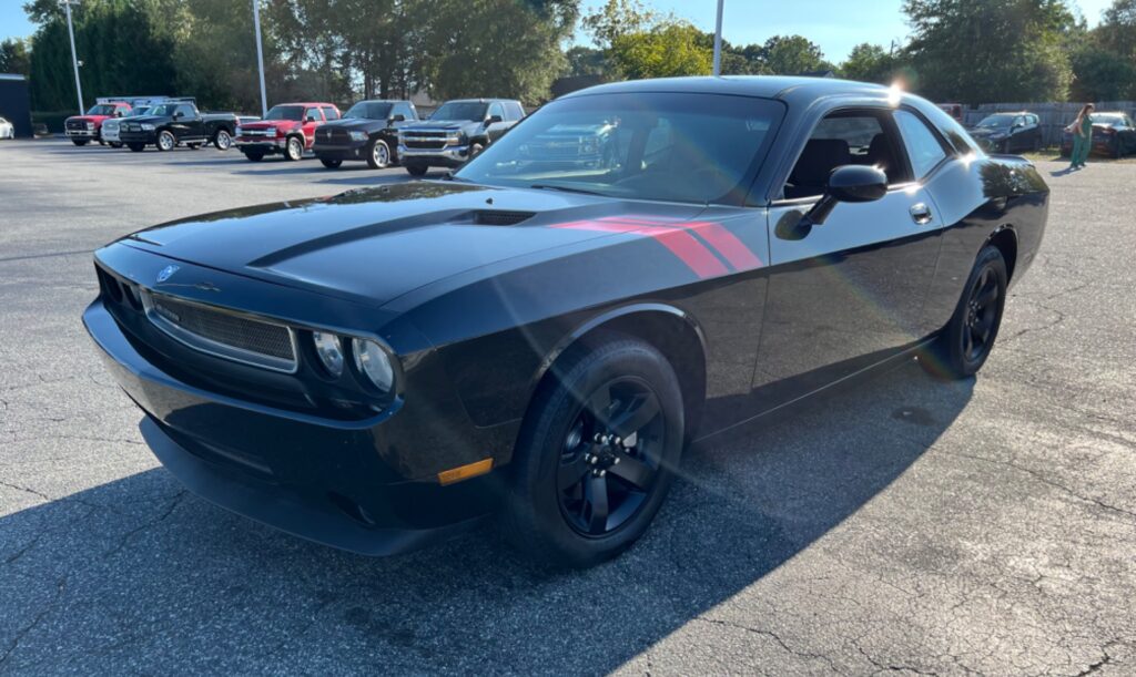 2010 DODGE CHALLENGER SE