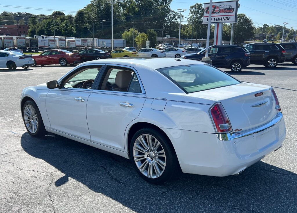 2011 CHRYSLER 300 300C
