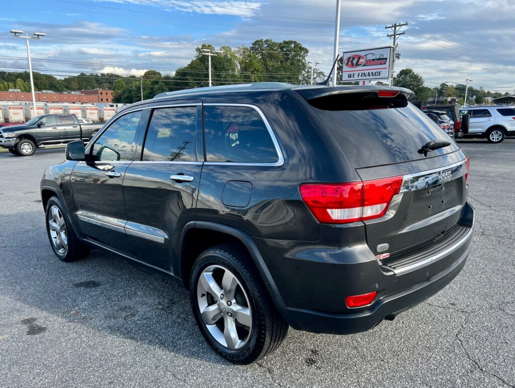 2011 JEEP GRAND CHEROKEE OVERLAND