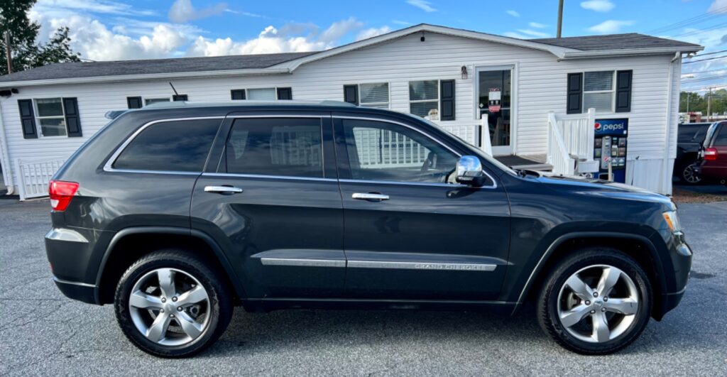 2011 JEEP GRAND CHEROKEE OVERLAND