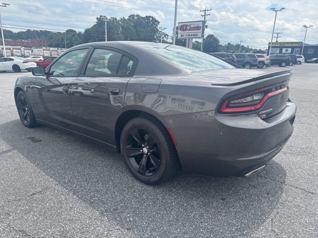 2015 DODGE CHARGER SE