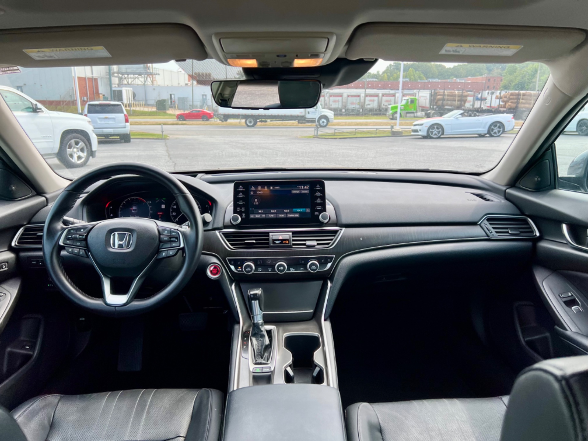 2018 Honda Accord Touring 1.5T photo 5