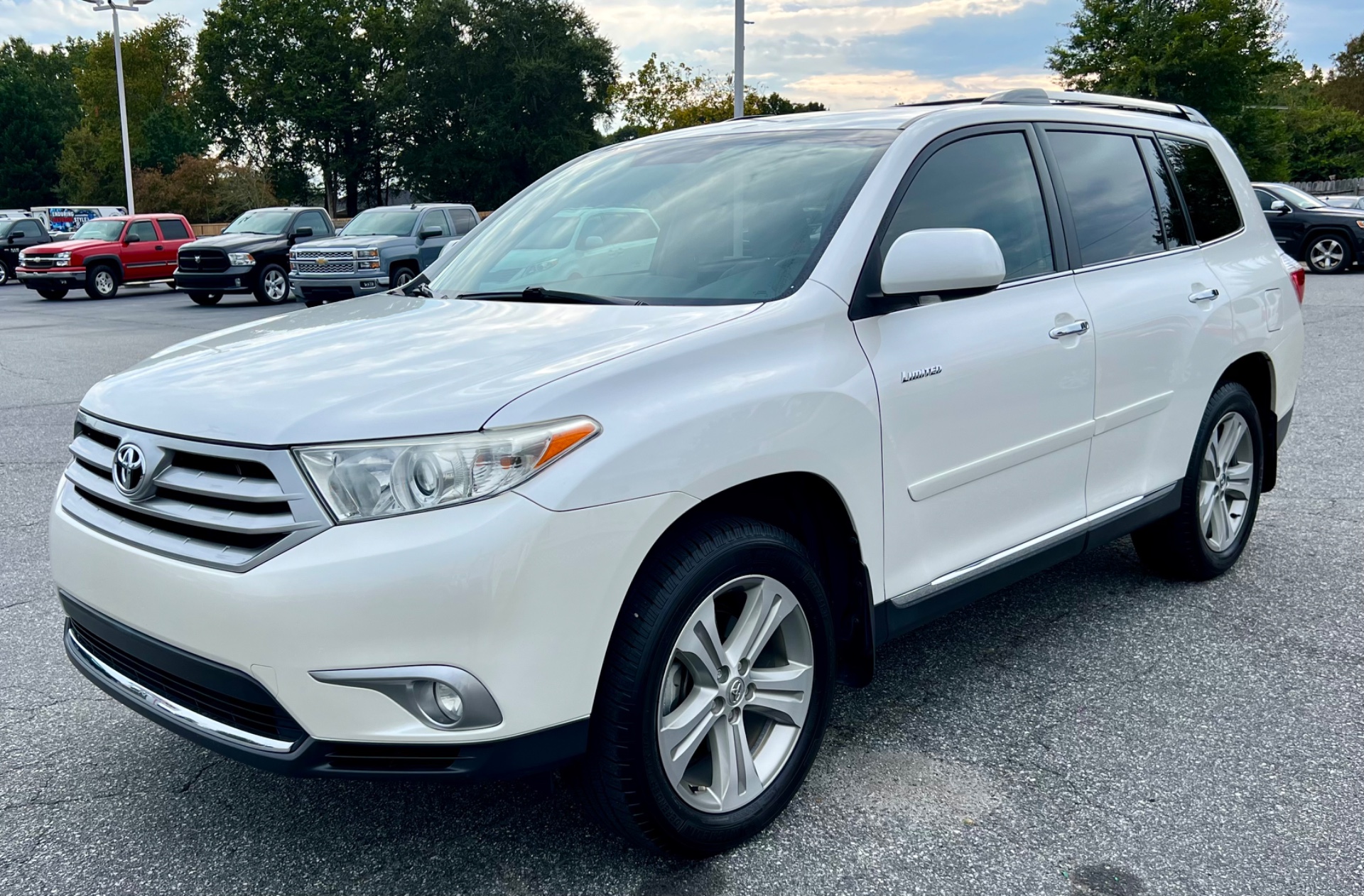 2013 Toyota Highlander Base Hybrid photo 2