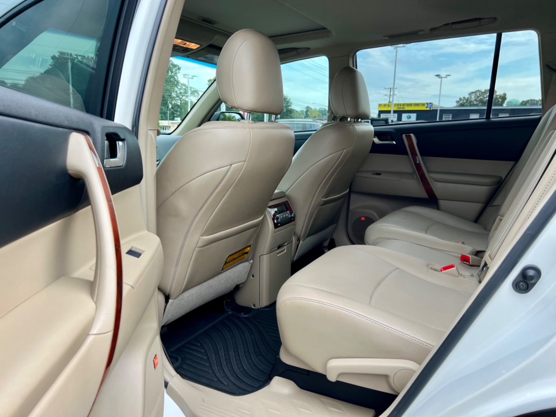 2013 Toyota Highlander Base Hybrid photo 6