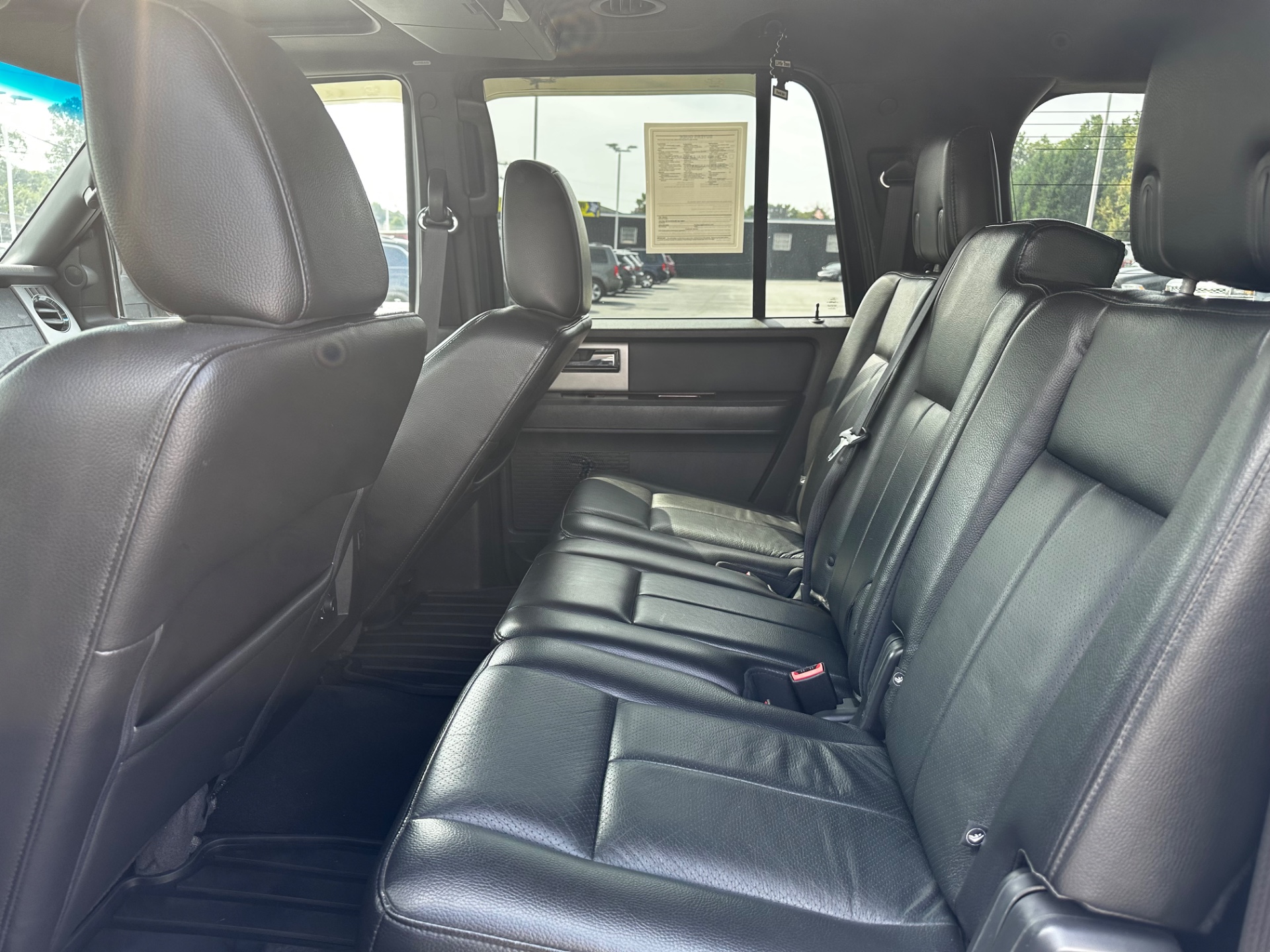 2010 Ford Expedition EL Limited photo 4