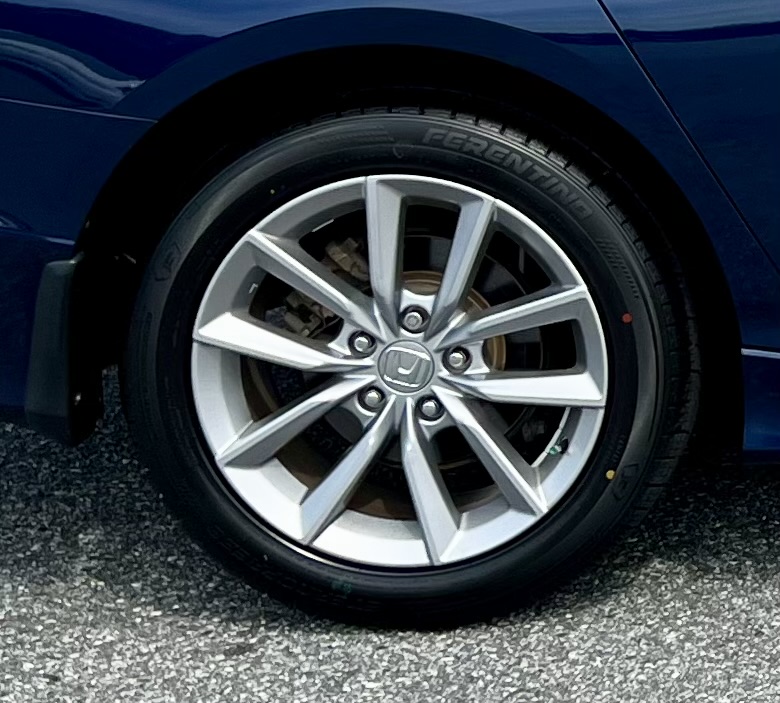 2019 Honda Accord LX 1.5T photo 8