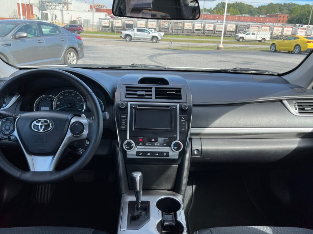2013 TOYOTA CAMRY L
