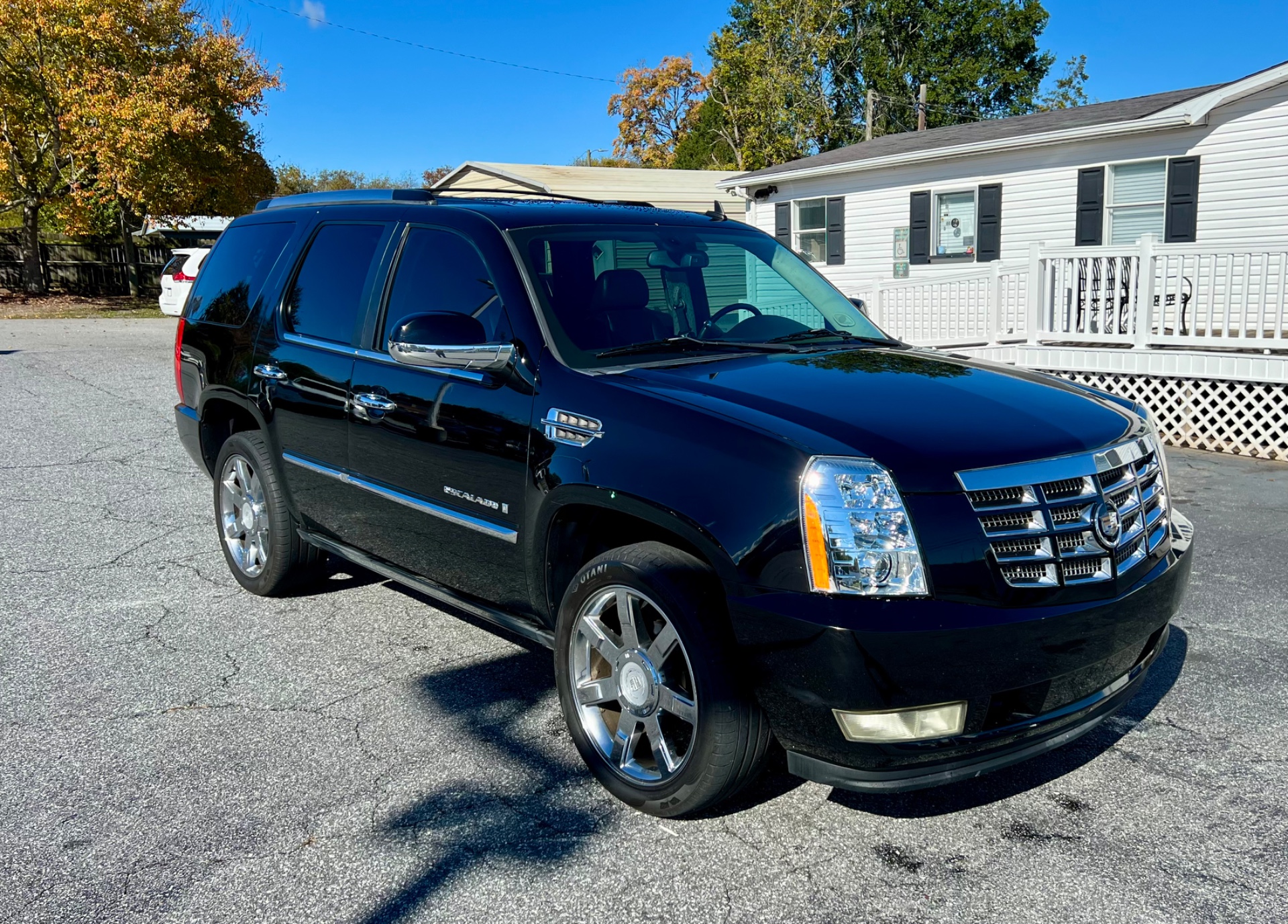 2009 Cadillac Escalade Base's photo