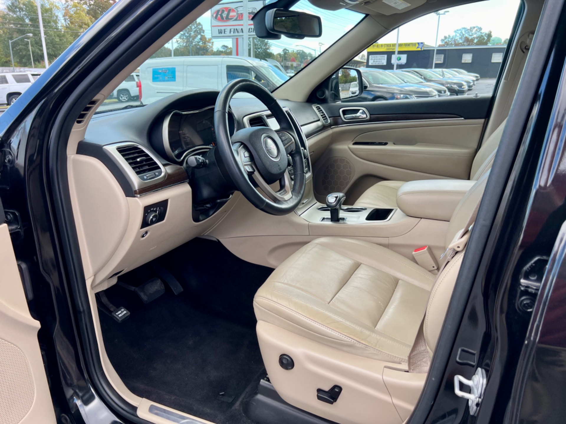 2015 Jeep Grand Cherokee Limited photo 3