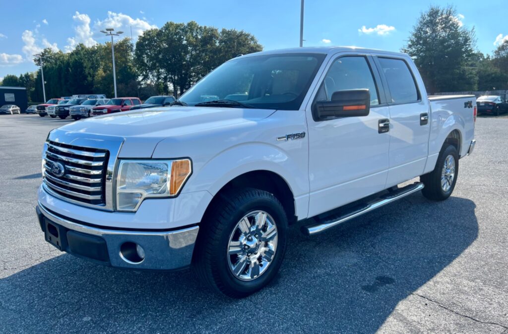 2010 FORD F-150 XLT