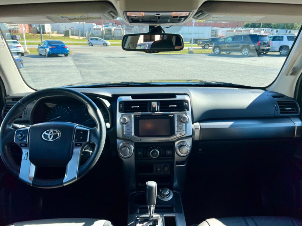2015 TOYOTA 4RUNNER LIMITED