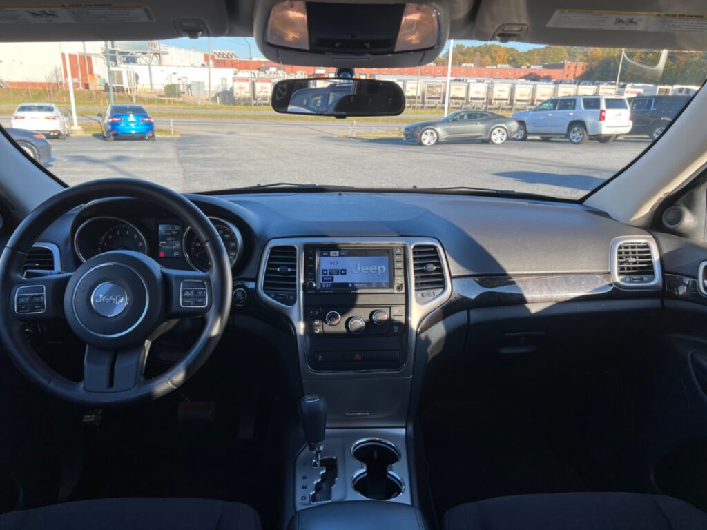 2012 JEEP GRAND CHEROKEE LAREDO