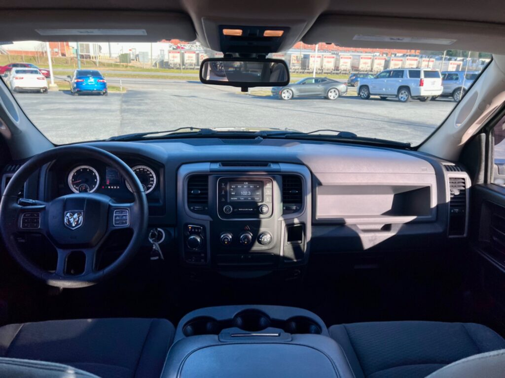 2015 RAM 1500 EXPRESS