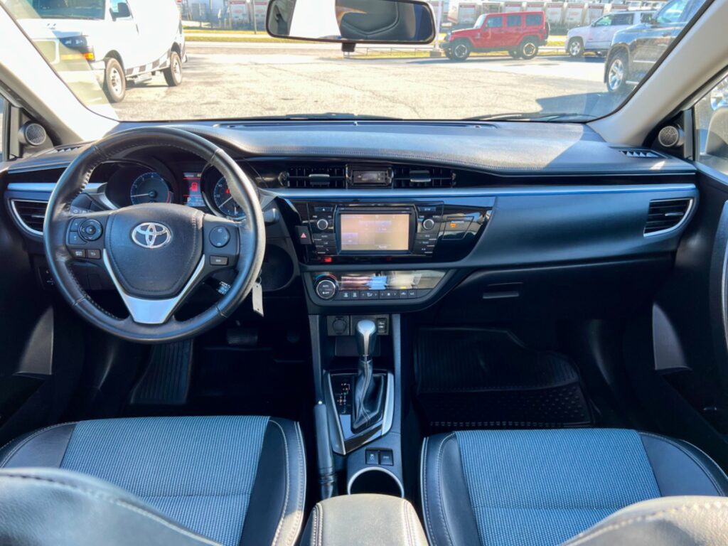 2016 TOYOTA COROLLA S