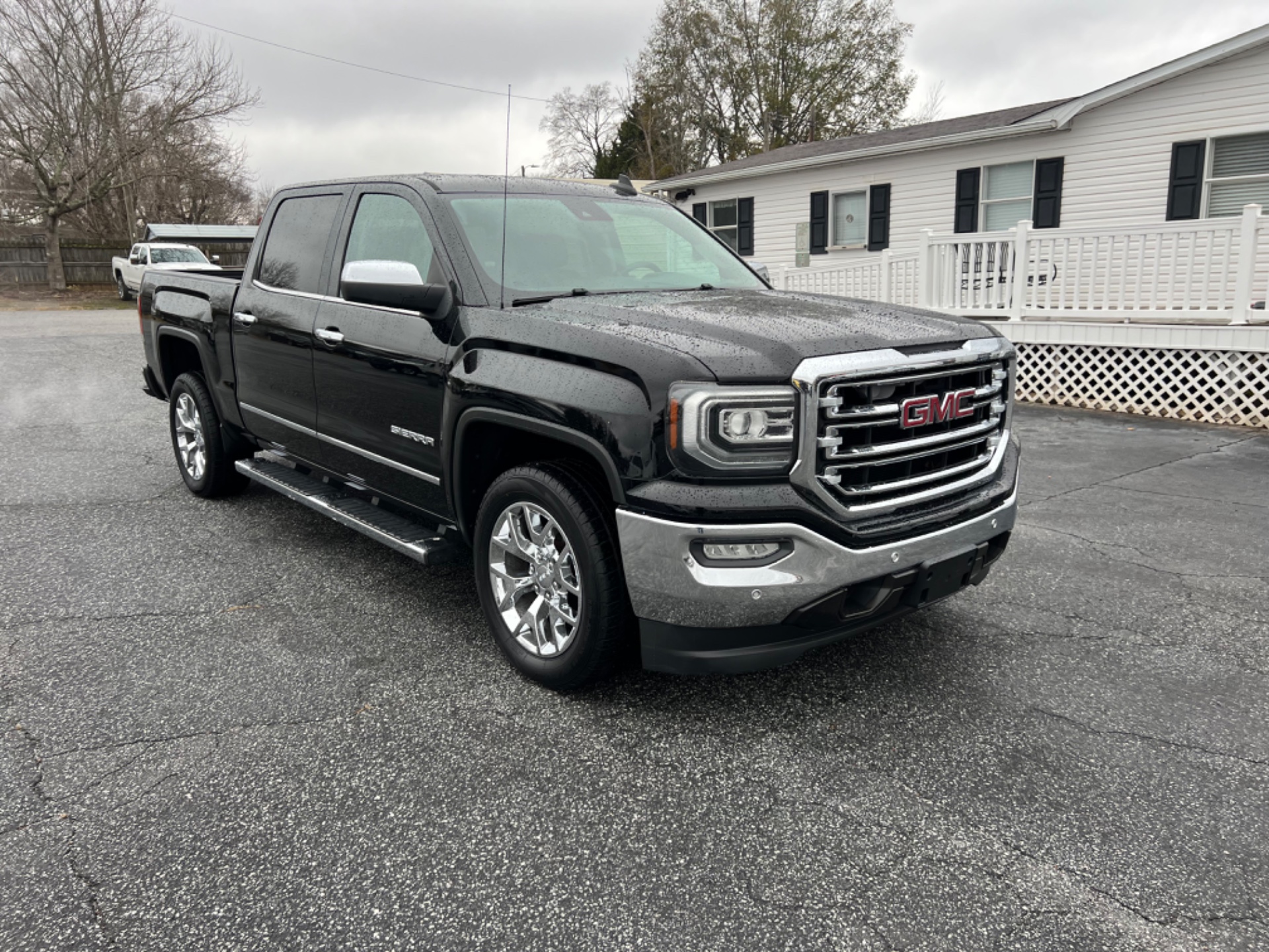 2016 GMC Sierra 1500 SLT's photo