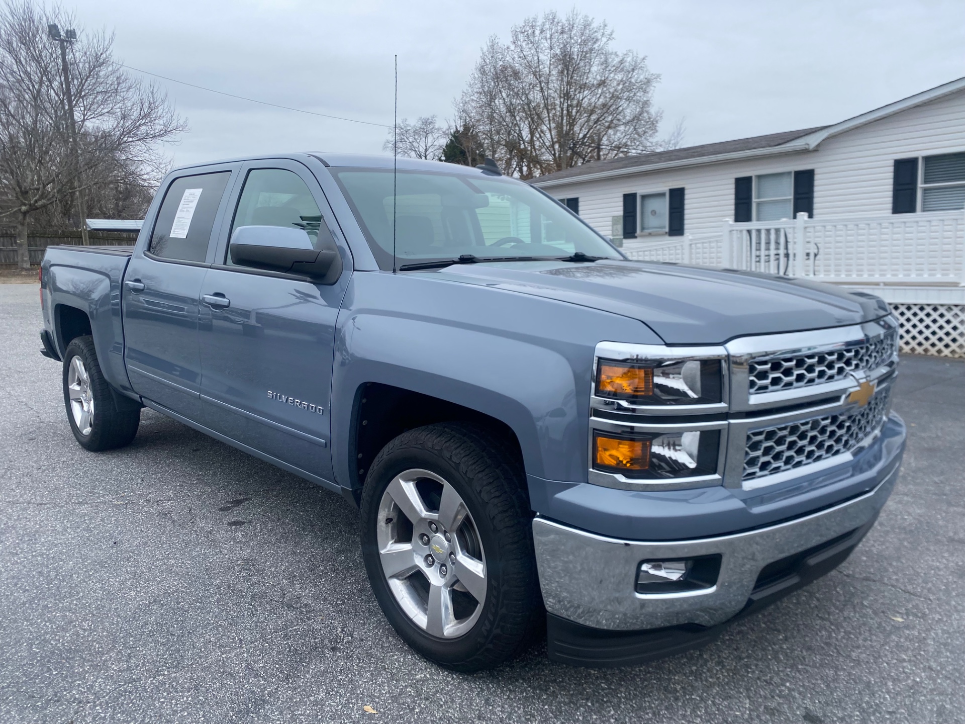2015 Chevrolet Silverado 1500 LT's photo
