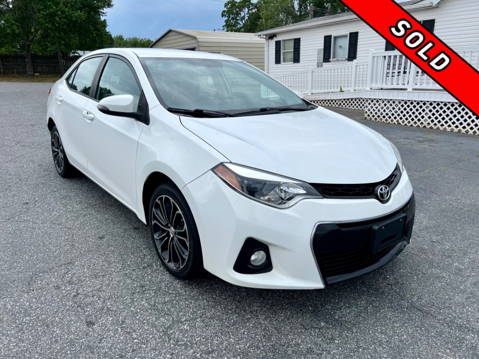 2016 Toyota Corolla S Plus AT's photo