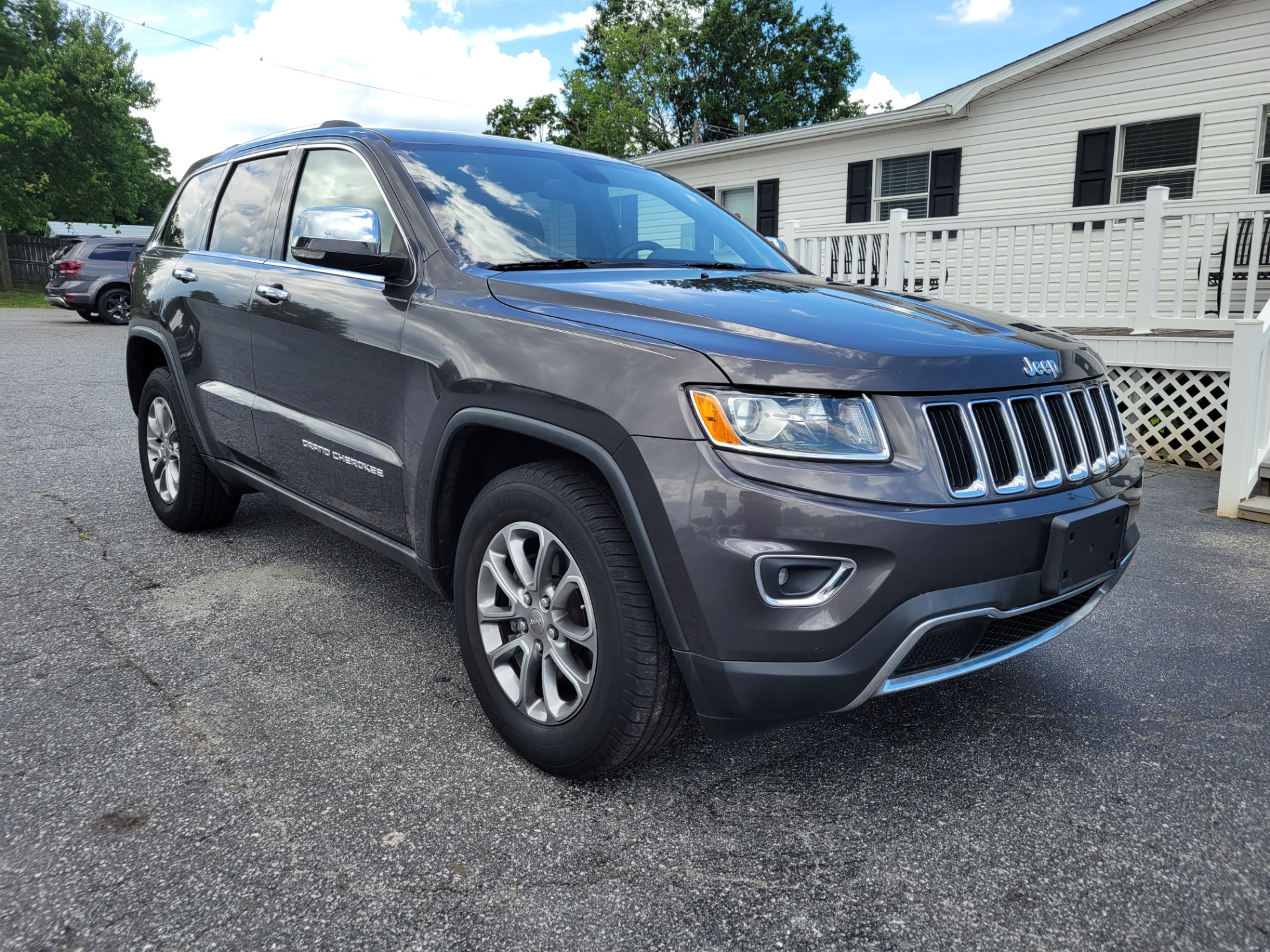 2015 Jeep Grand Cherokee Limited's photo
