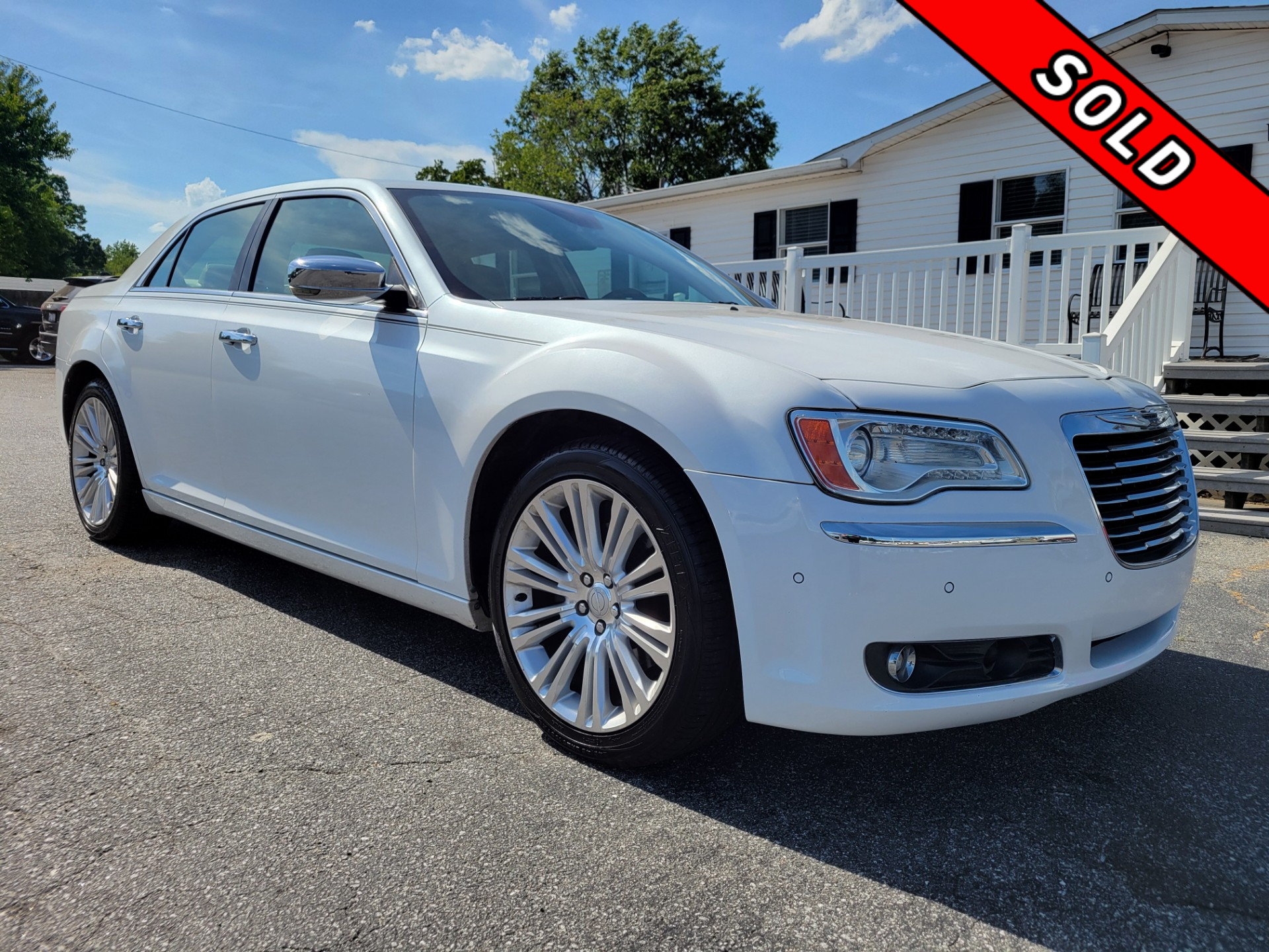 2011 Chrysler 300 C HEMI's photo