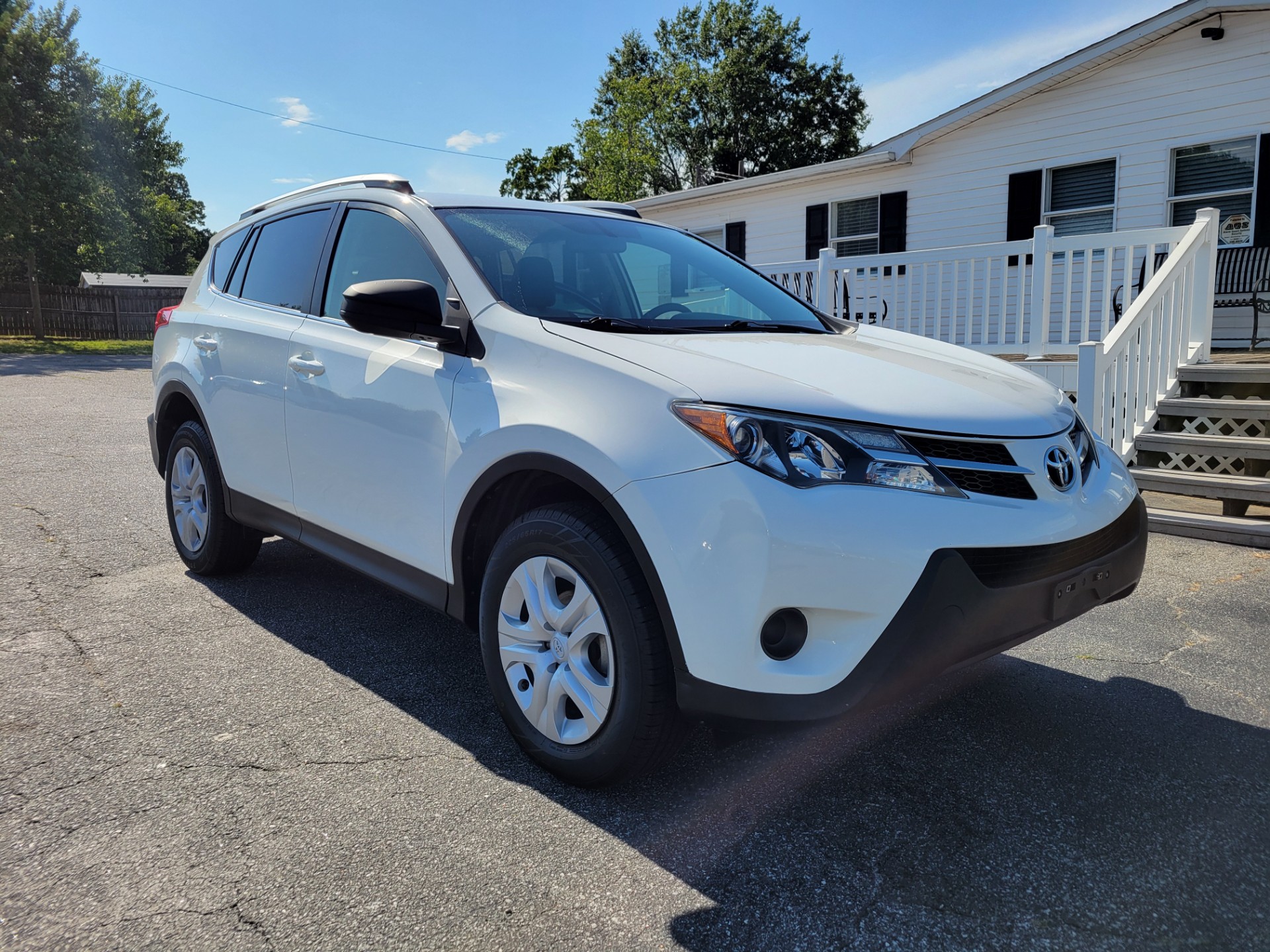 2013 Toyota RAV4 LE's photo