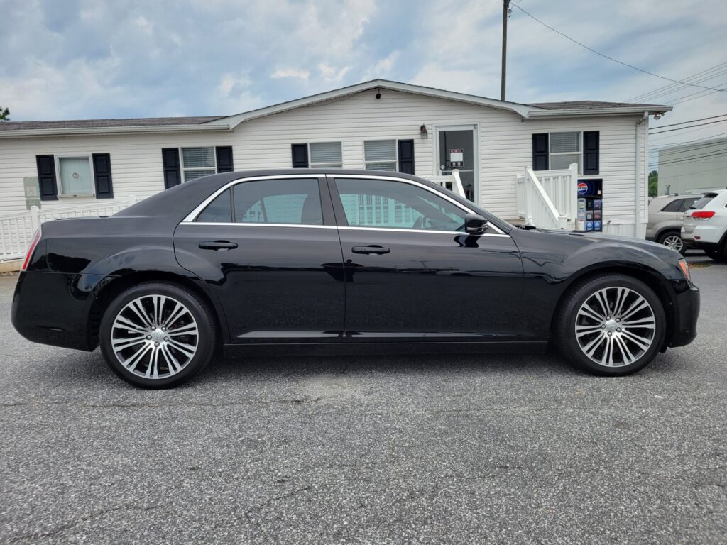 2013 CHRYSLER 300 300S